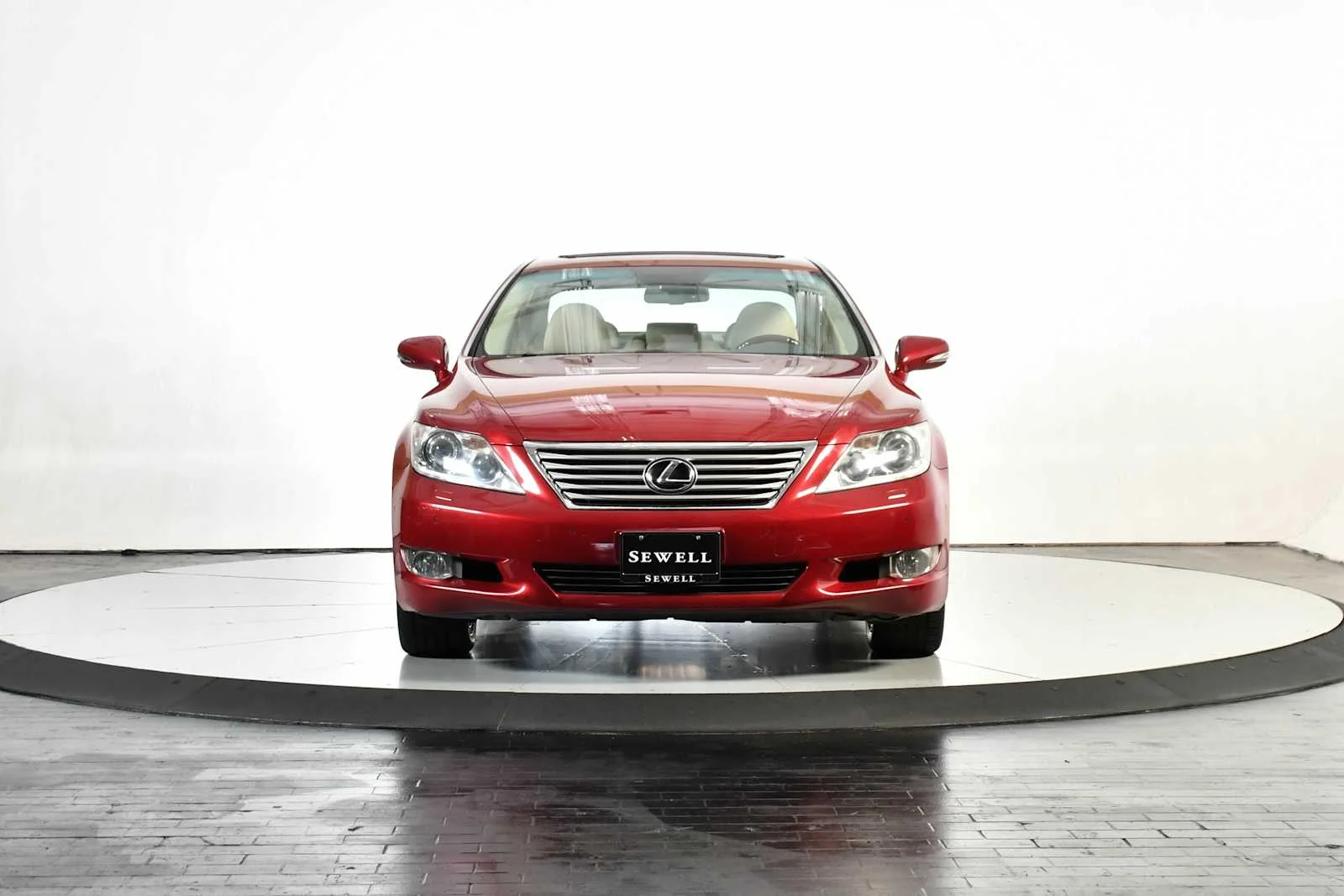 Used 2010 Matador Red Mica Lexus  image 10