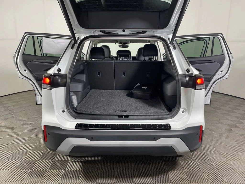 New 2026 White/off-white Volkswagen 2.0T SE image 21