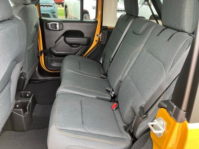 New 2026 Goldilocks Exterior Paint Jeep Sport S image 23