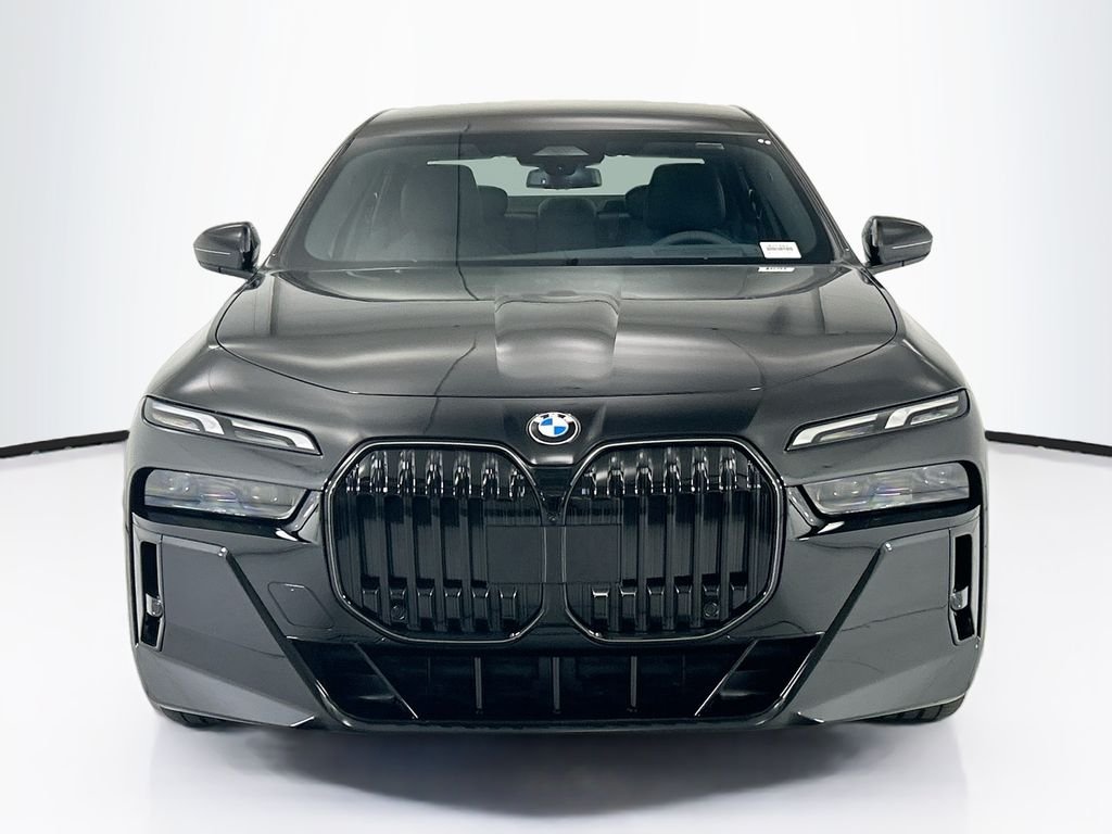 New 2026 Black Sapphire Metallic BMW 740i image 2