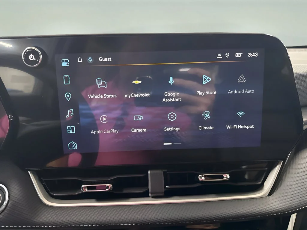 2027 Chevrolet Equinox LT - Photo 19