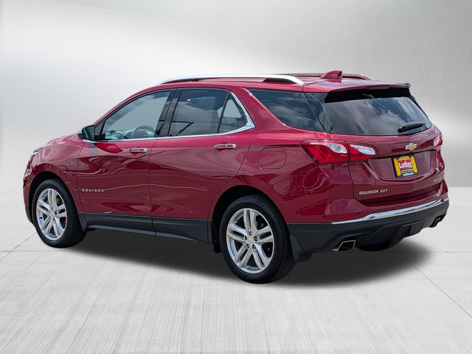 Used 2018 Cajun Red Tintcoat Chevrolet Premier image 5