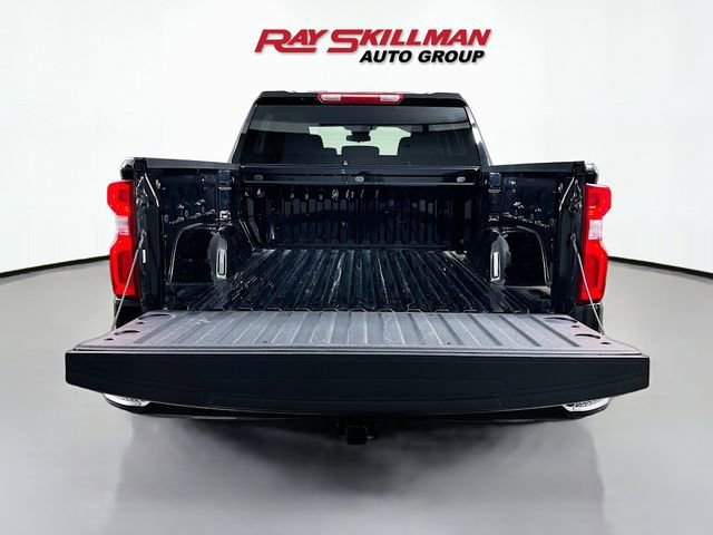 Used 2026 Black Chevrolet RST image 25