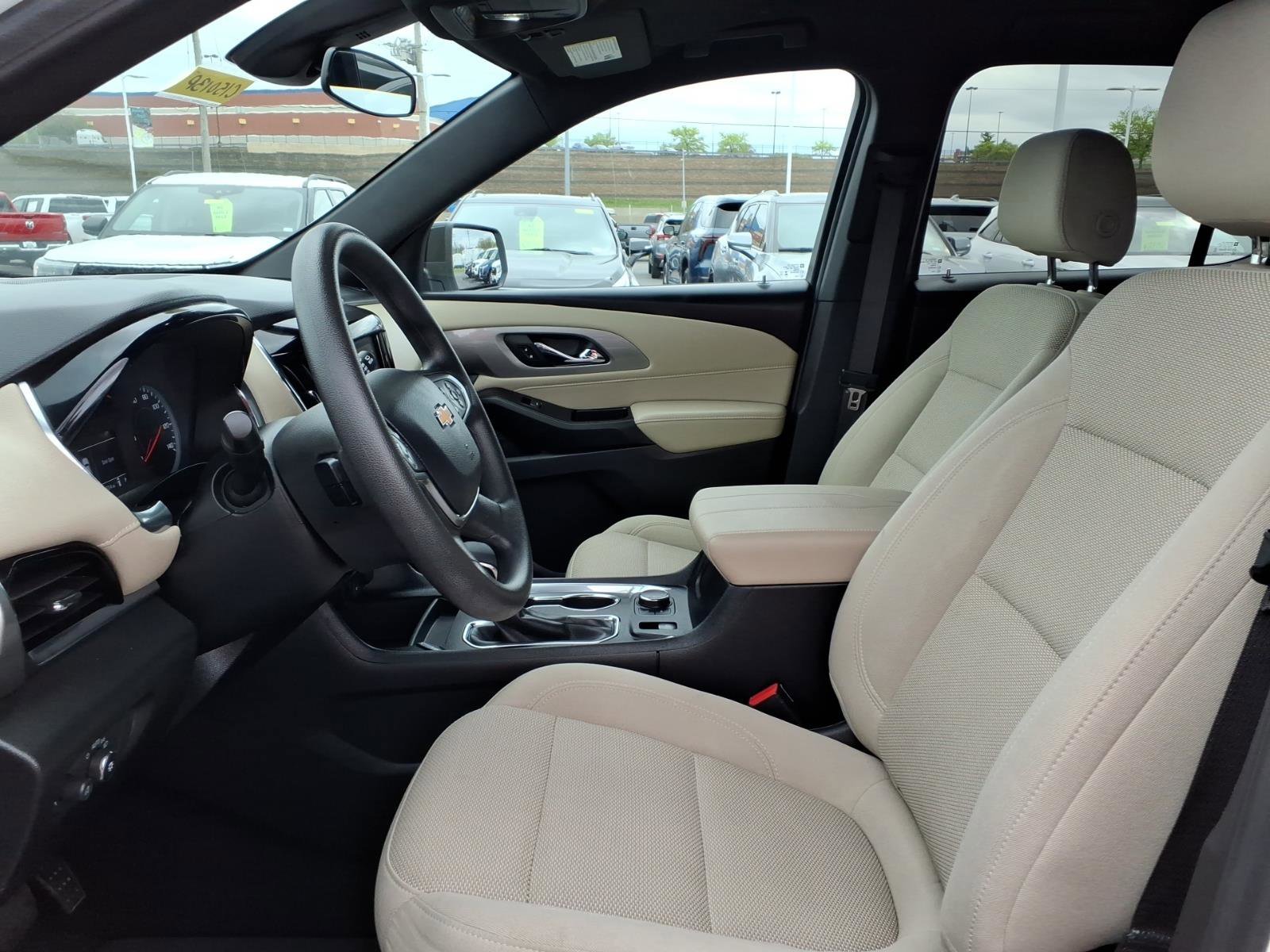 Used 2023 Summit White Chevrolet LS image 25