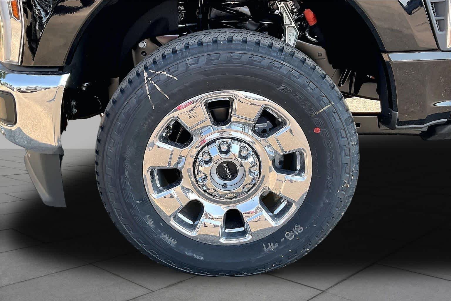 New 2026 Agate Black Metallic Ford F-250® King Ranch® image 11