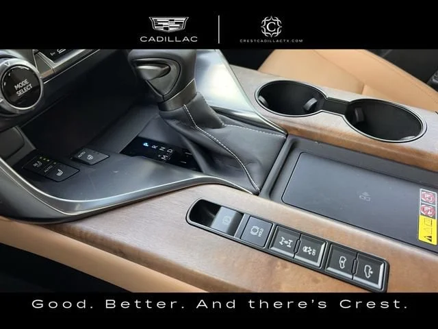 Used 2025 White Lexus Luxury image 18