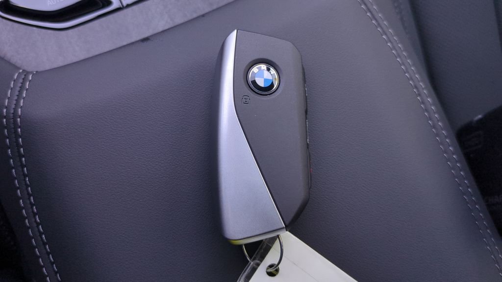 New 2026 Arctic Race Blue metallic BMW 30 xDrive image 23