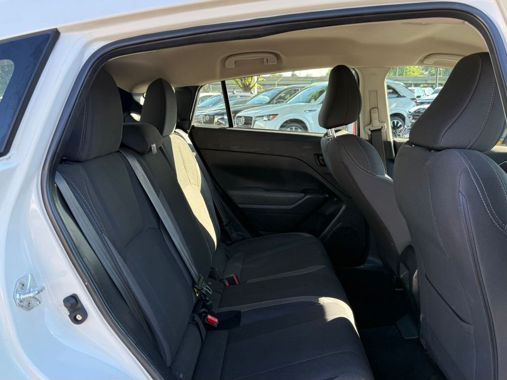 Used 2024 White Subaru Base image 25