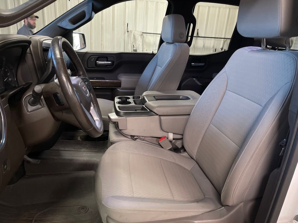 Used 2022 White GMC SLE image 14