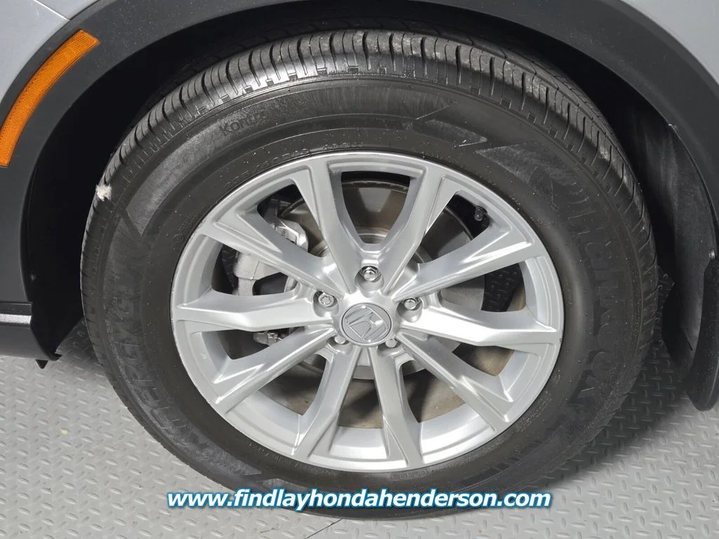 Certified Used 2024 Lunar Silver Metallic Honda EX-L image 9
