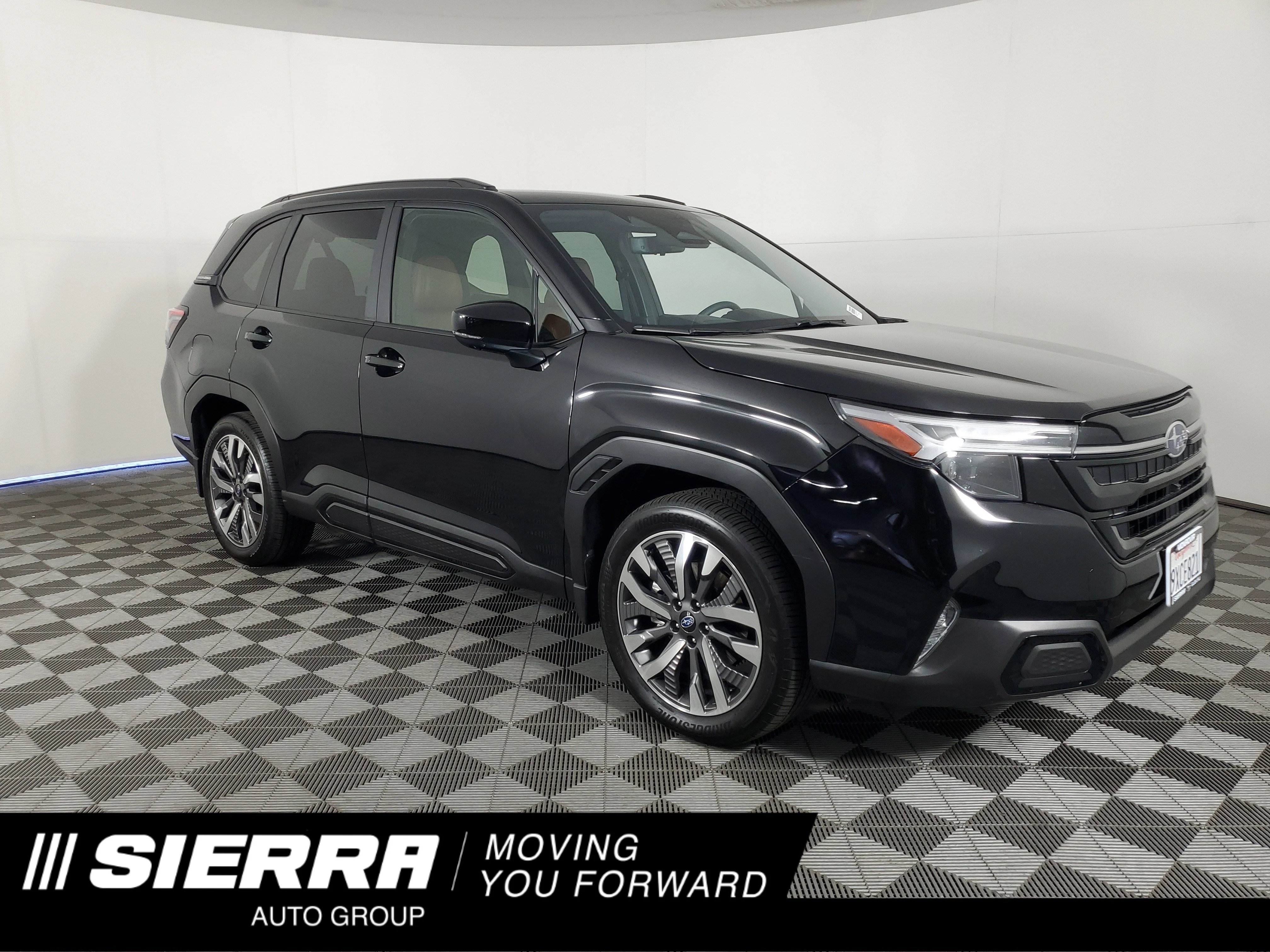 2025 Subaru Forester Touring's photo