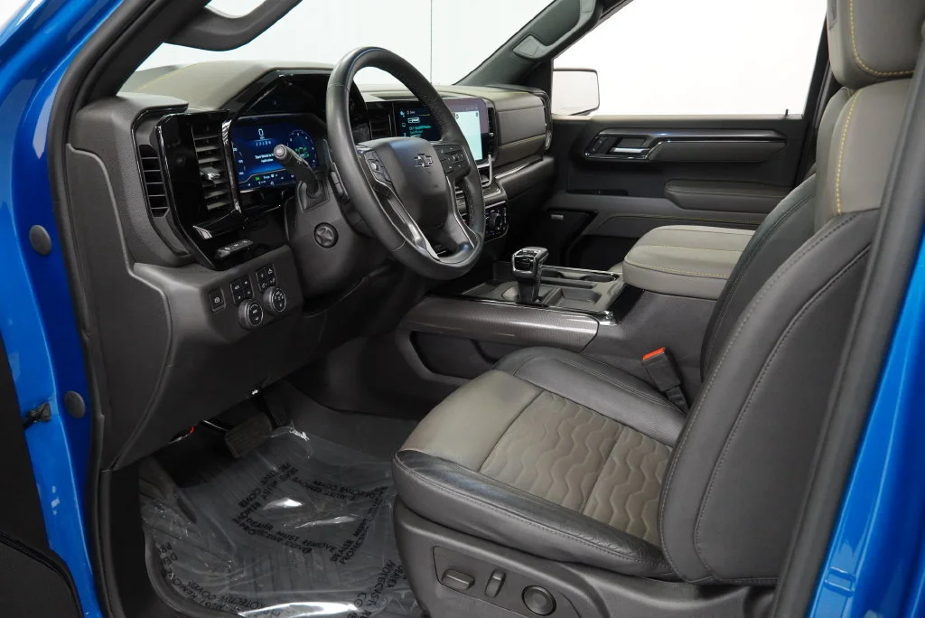 Used 2023 Glacier Blue Metallic Chevrolet ZR2 image 11