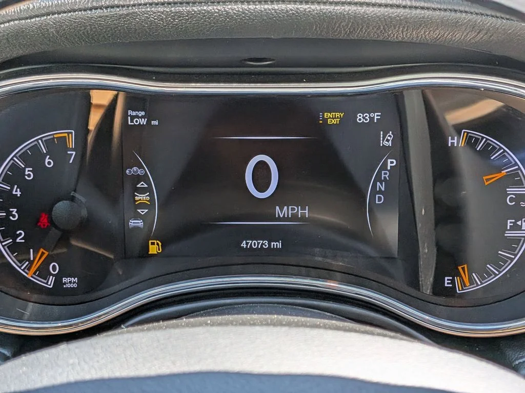 Used 2019 Blue Jeep Overland image 17