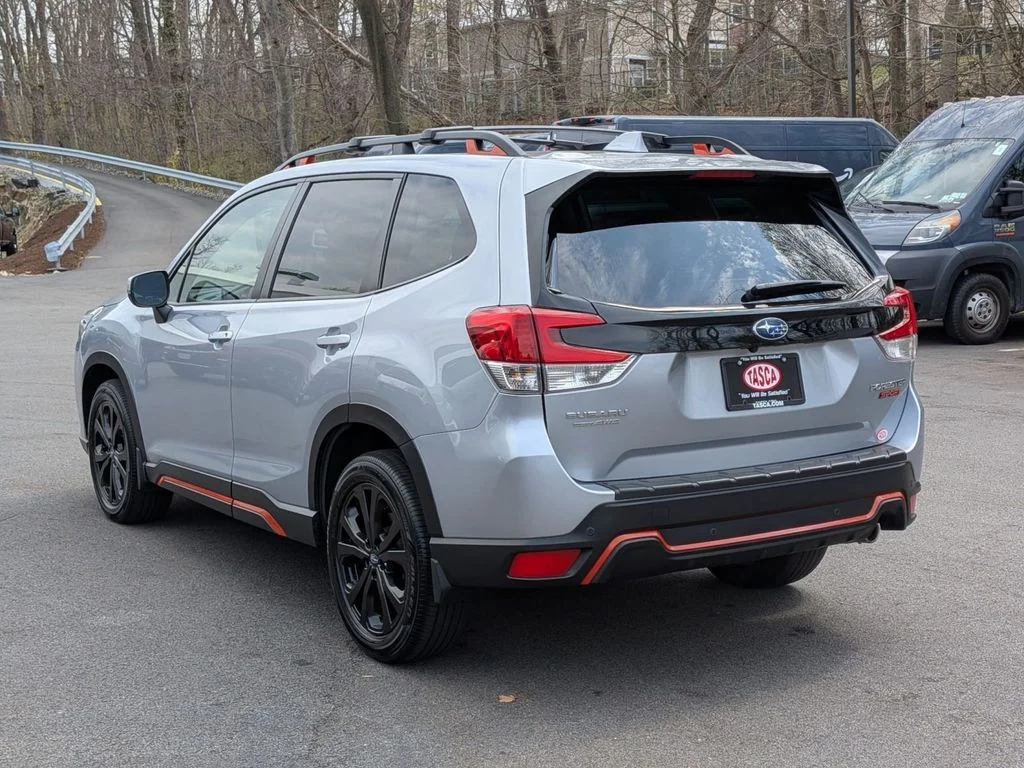 Used 2023 Silver Subaru Sport image 9