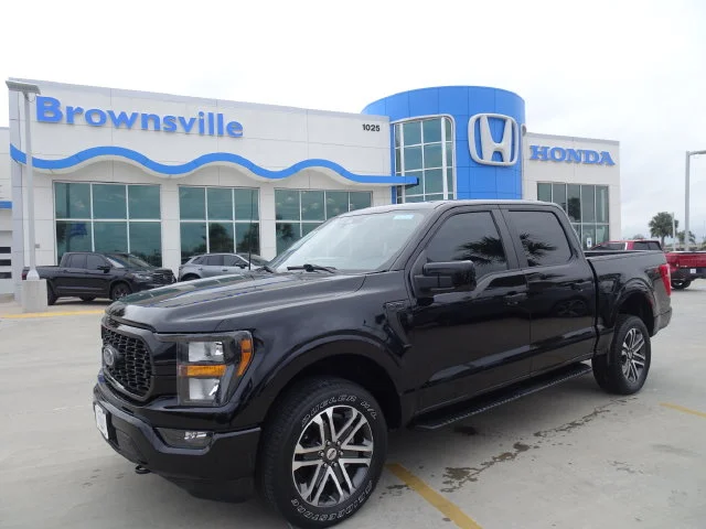 Used 2023 Black Metallic Ford XL image 1