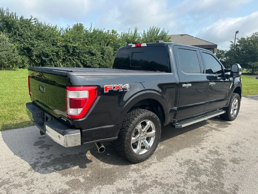Used 2022 Black Ford Lariat image 11