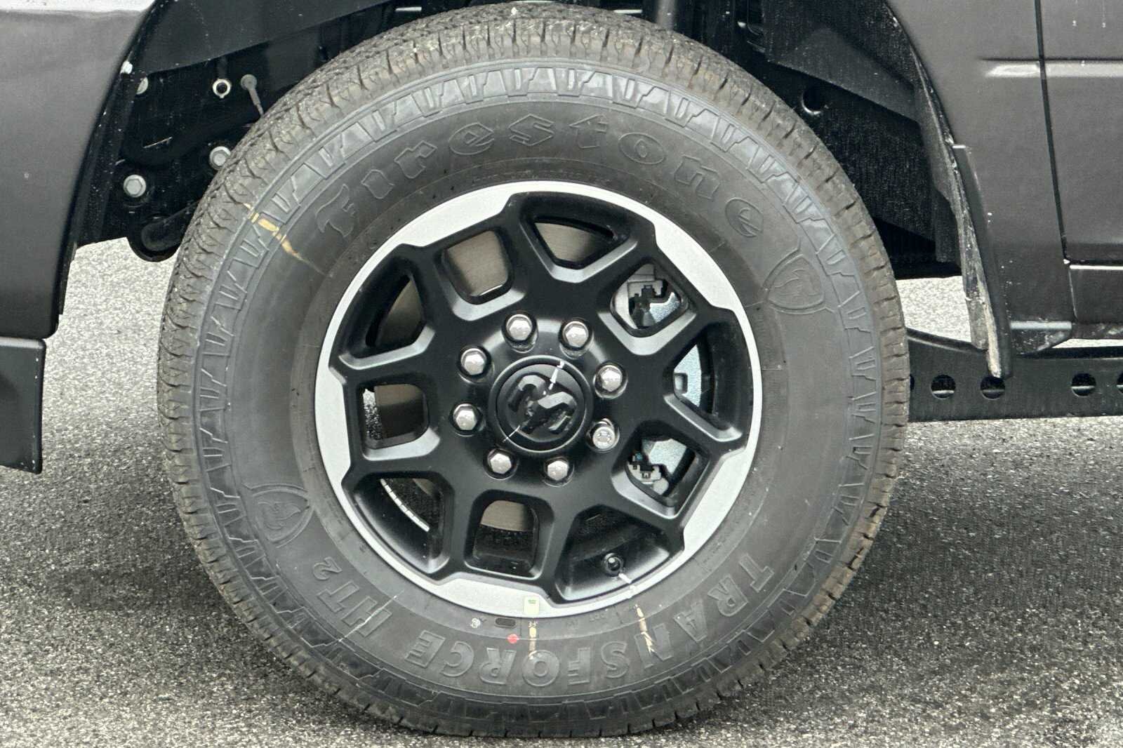 New 2026 Granite Crystal Metallic Clear-Coat Exterior Paint RAM LARAMIE image 25