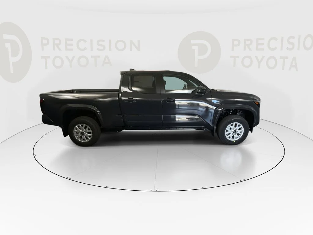 2026 Toyota Tacoma SR5 - Photo 22