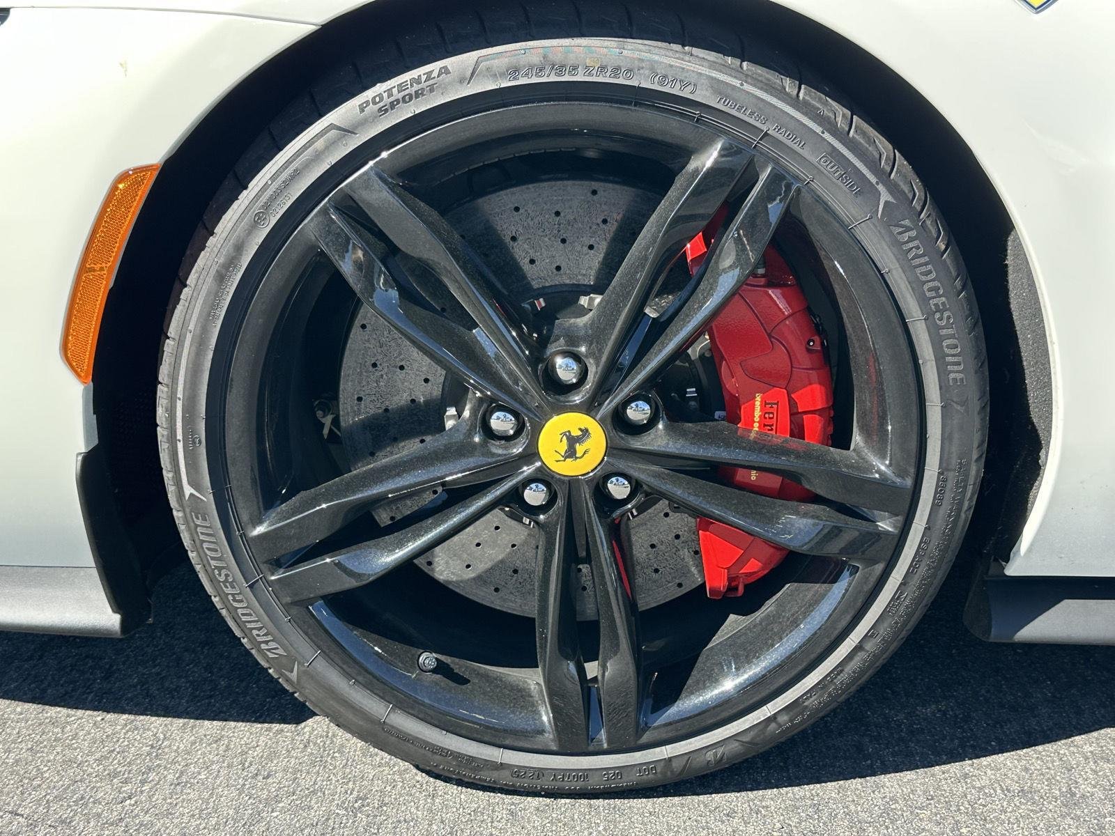 Used 2025 Bianco Cervino Ferrari  image 42