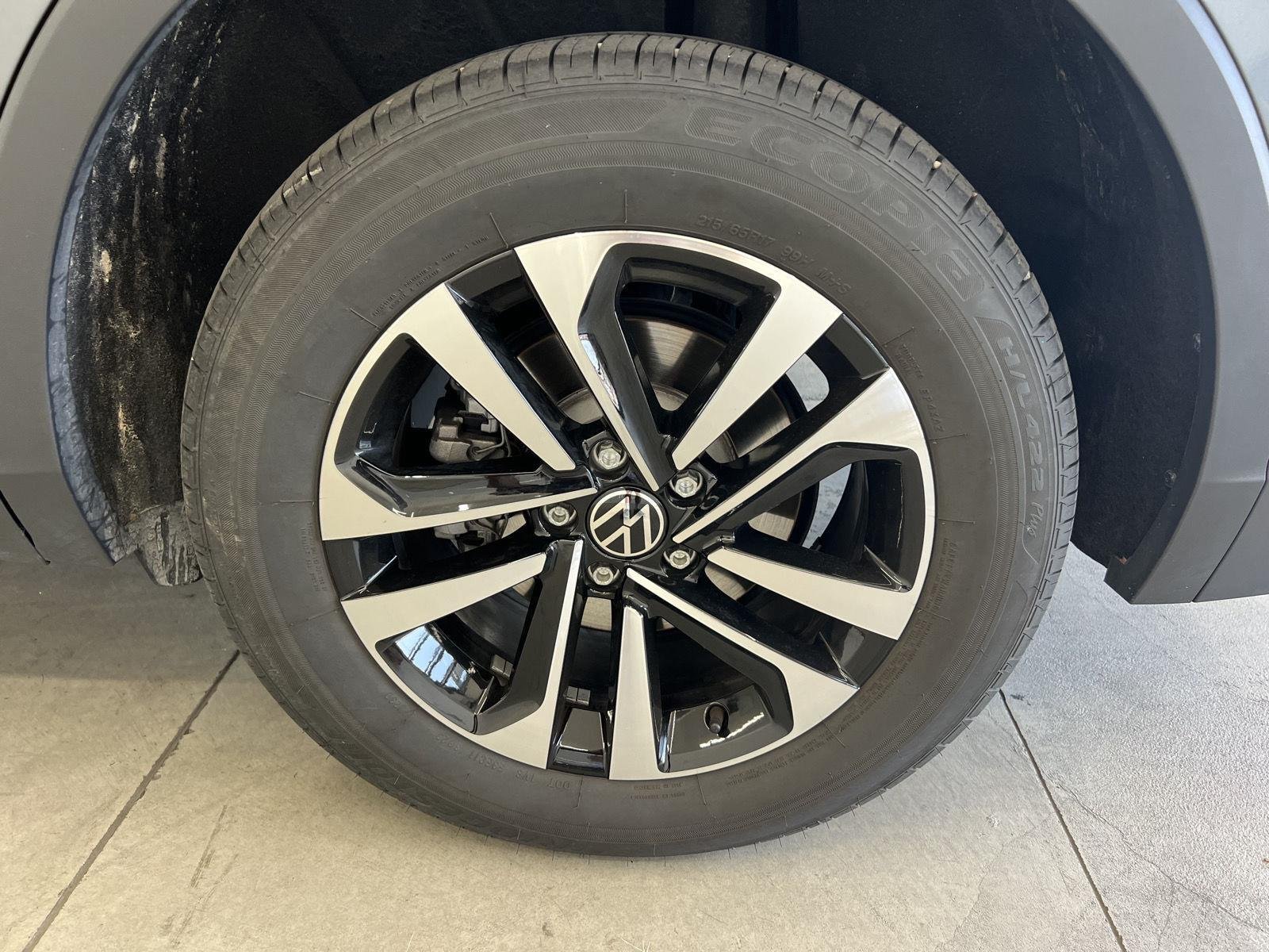 2024 Volkswagen Tiguan S - Photo 10