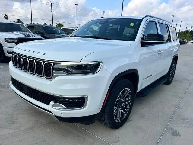 Used 2024 White Jeep Series II image 3