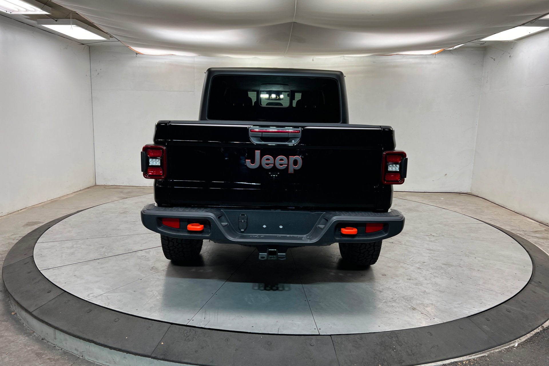New 2026 Black Clear-Coat Exterior Paint Jeep Mojave image 5