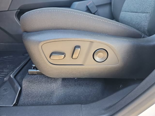 2026 GMC Acadia Elevation - Photo 23