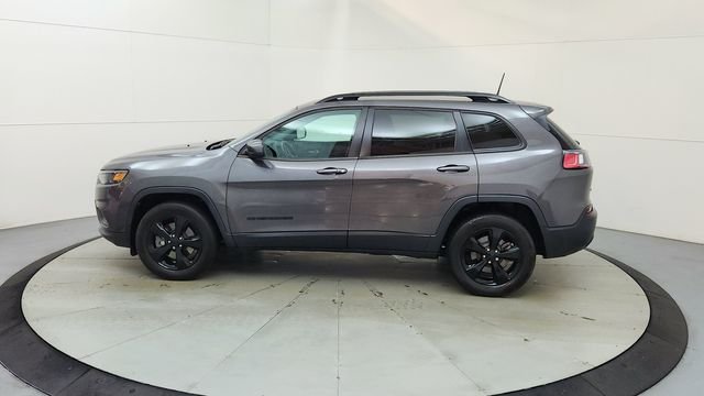 Used 2019 Gray Jeep Latitude Plus image 6