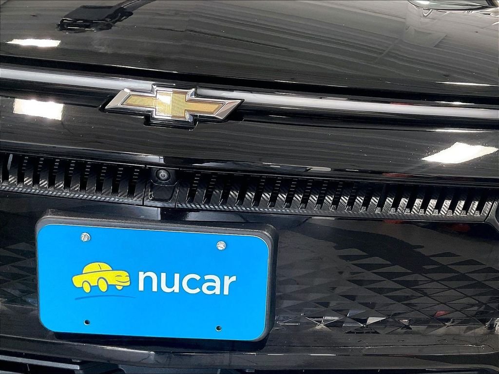 Used 2025 Black Chevrolet LT image 32