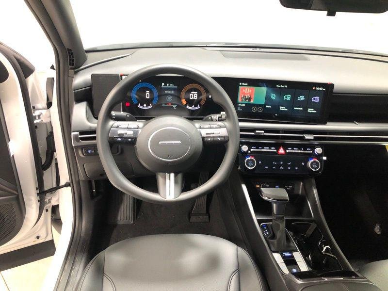 New 2026 White Hyundai SEL AWD image 26