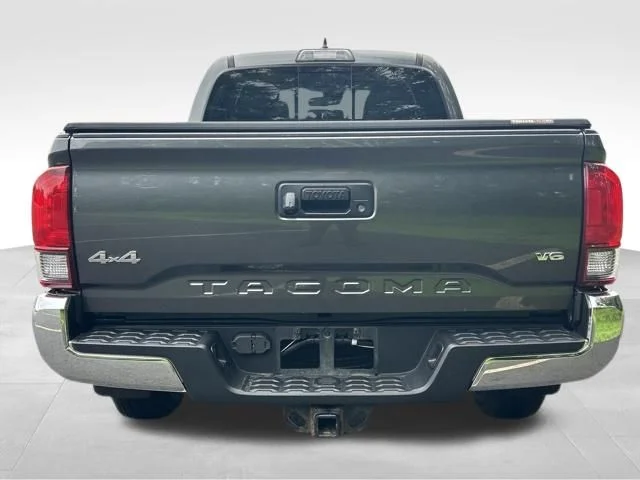 Used 2019 Gray Toyota SR5 image 4