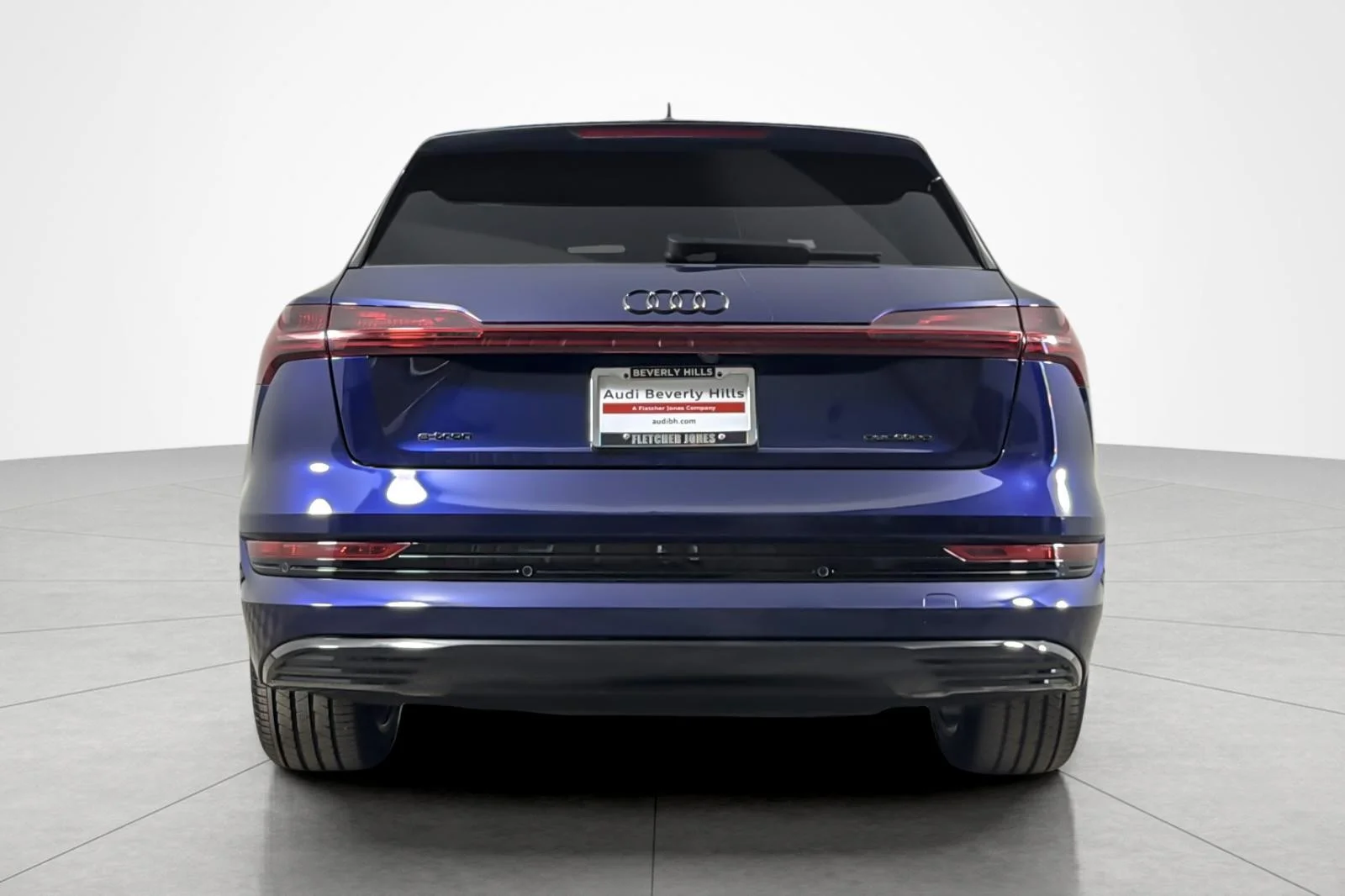 Used 2022 Navarra Blue Metallic Audi Premium Plus quattro image 4
