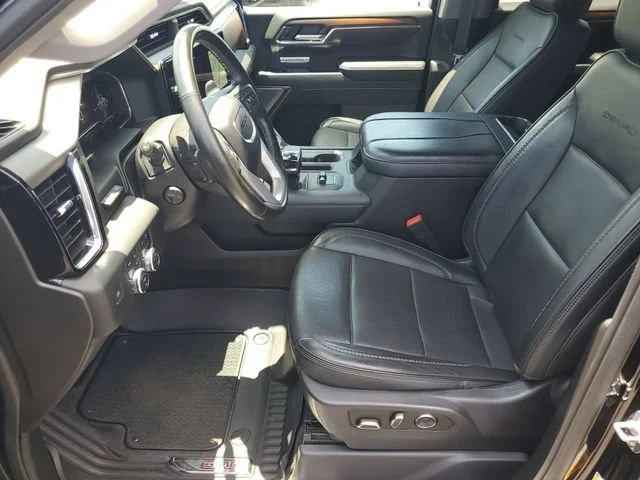 Used 2024 Onyx Black GMC Denali image 5
