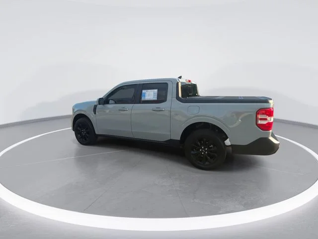 Used 2022 Green Ford Lariat image 6
