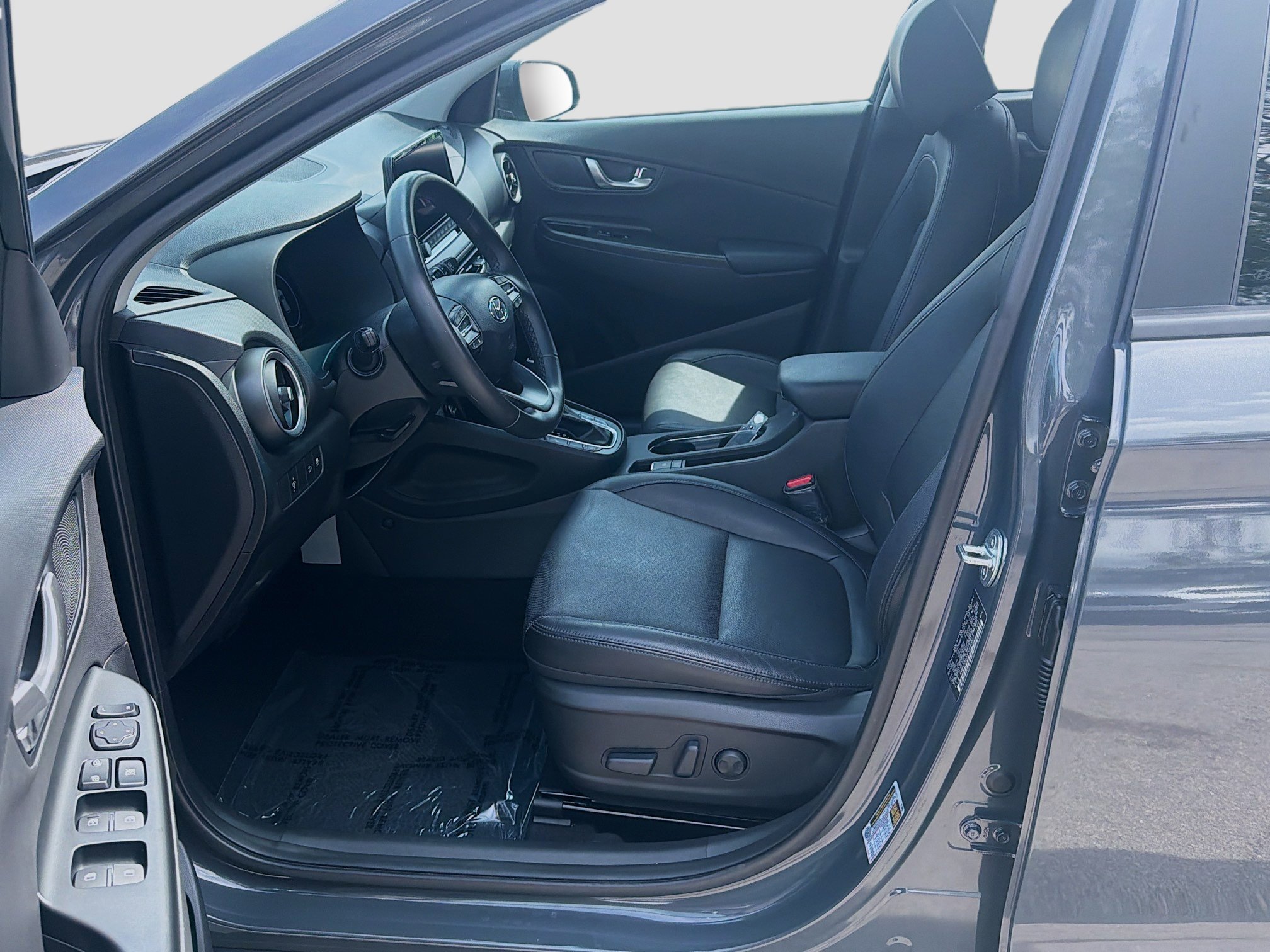 Used 2023 Ecotronic Gray Hyundai Limited image 17