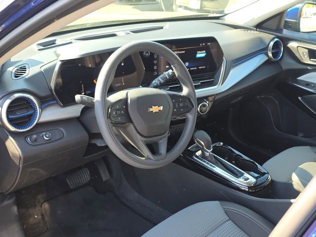 2024 Chevrolet Trax LT - Photo 30