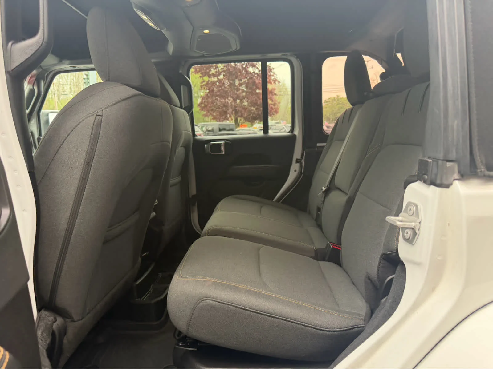 Used 2024 Bright White Clearcoat Jeep Sahara image 15