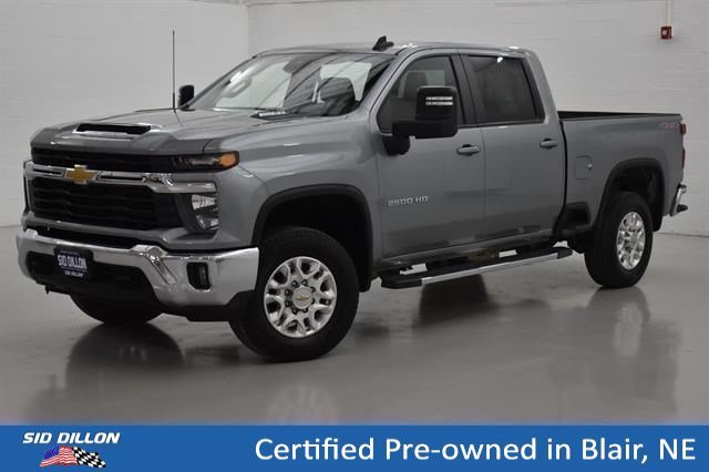 Used 2024 Sterling Gray Metallic Chevrolet LT image 1