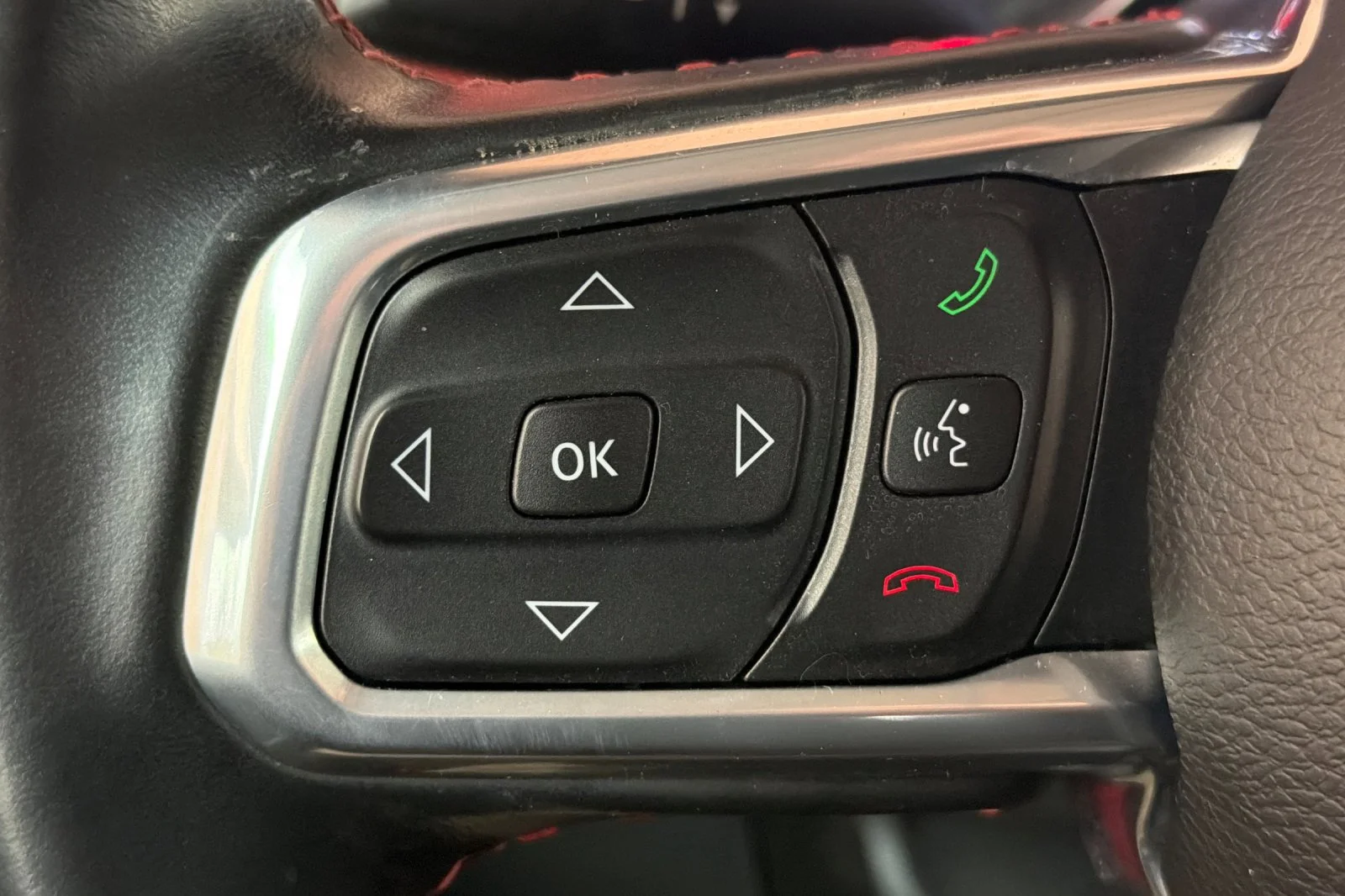 Used 2020 Firecracker Red Clearcoat Jeep Rubicon image 32