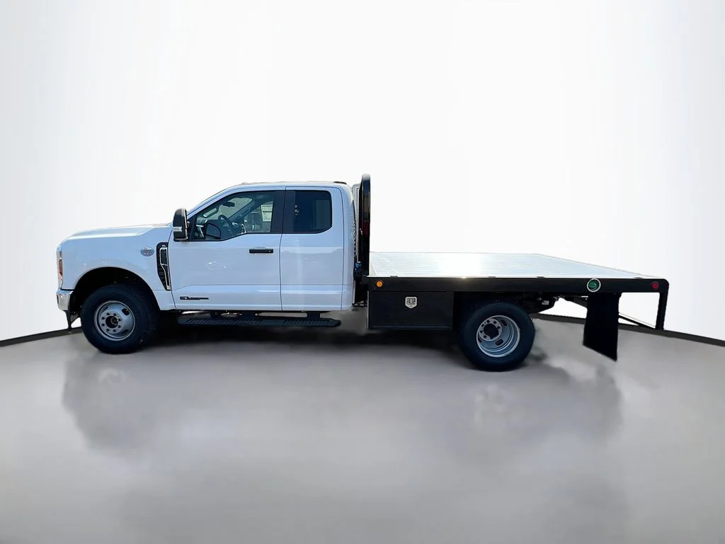 New 2025 Oxford White Ford XL image 6