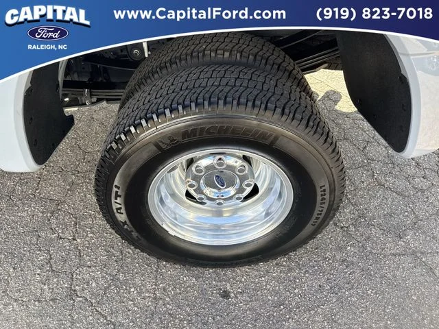 Used 2024 Gray Ford Limited image 13