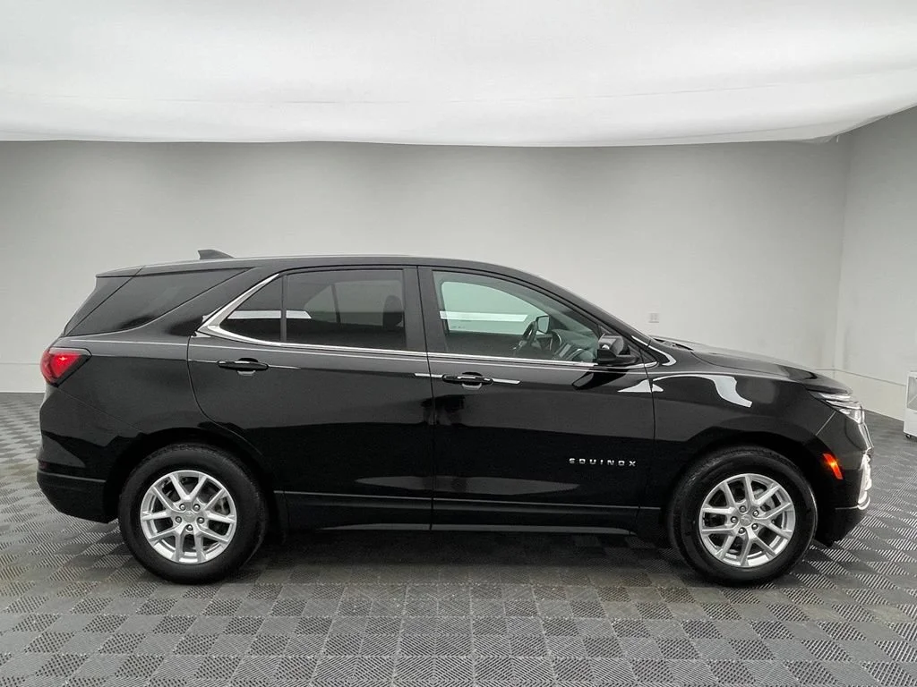 Used 2024 Mosaic Black Metallic Chevrolet LT image 6