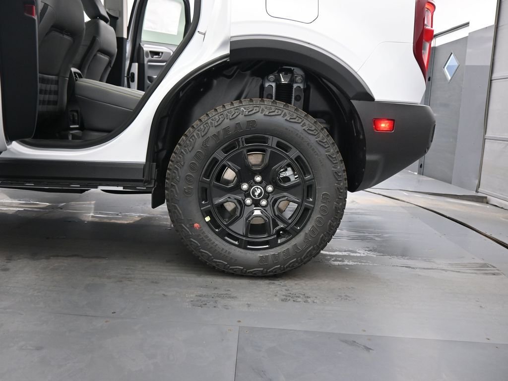 New 2026 Oxford White Ford Badlands image 24