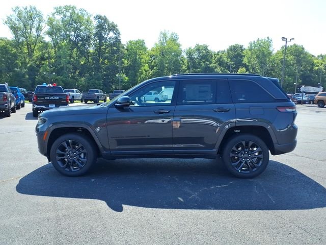 New 2026 Baltic Gray Metallic Clear-Coat Exterior Paint Jeep Limited Reserve image 4