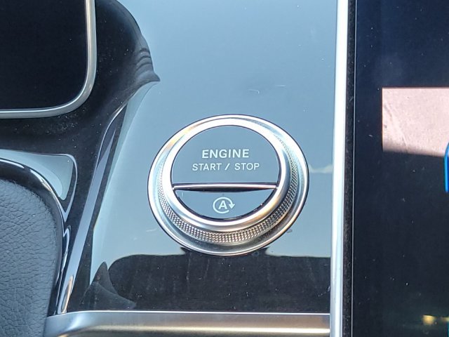 Certified Used 2023 Black Mercedes-Benz S 580 image 23