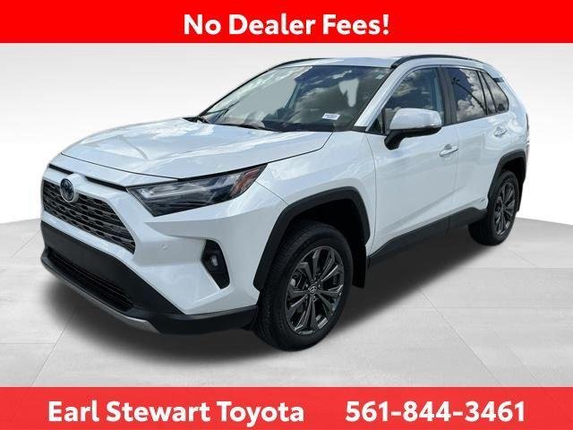 Certified Used 2024 WIND CHILL PEARL Toyota  image 10