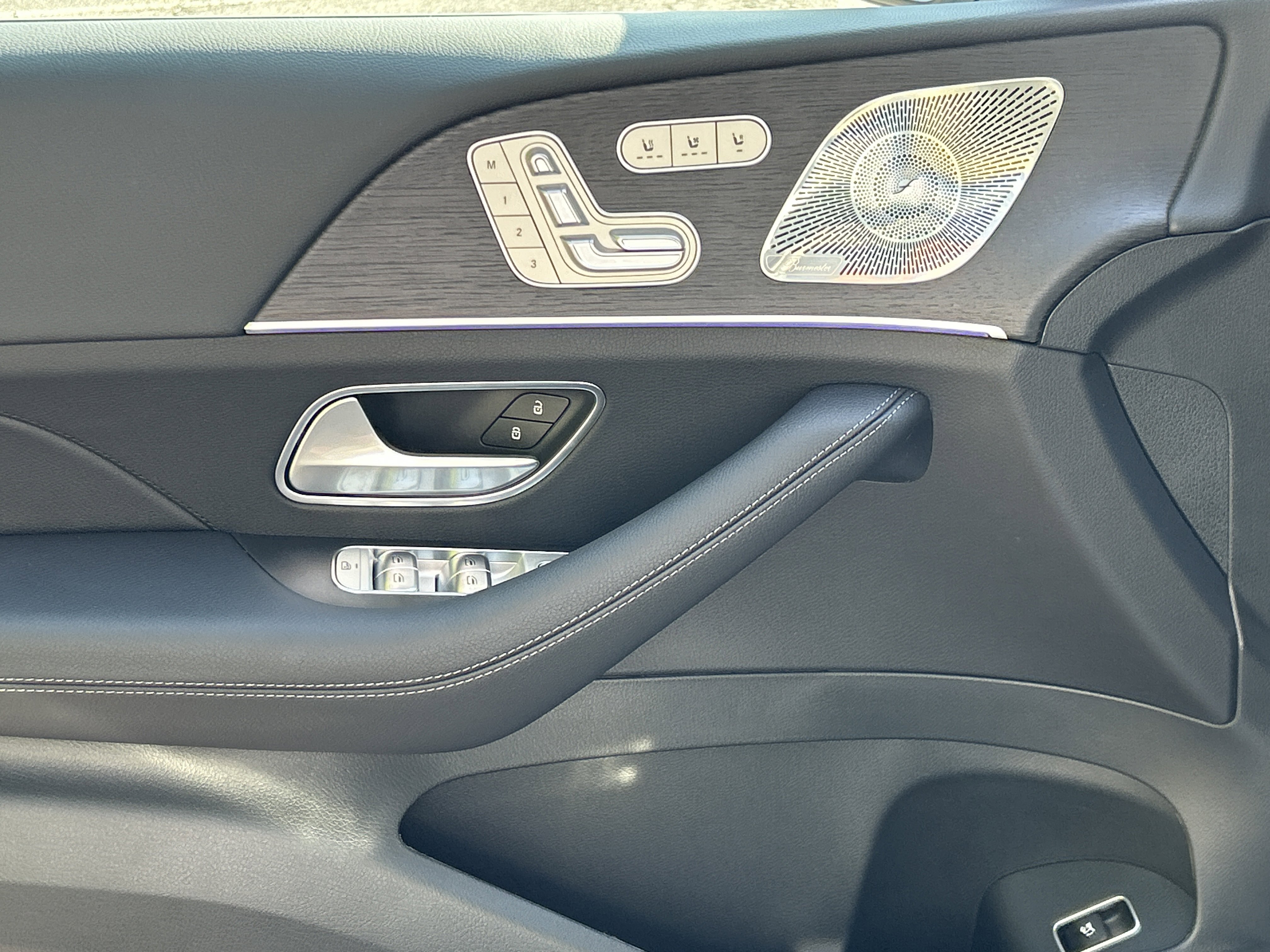 New 2026 Cirrus Silver Metallic Mercedes-Benz GLE 450 4MATIC® SUV image 17