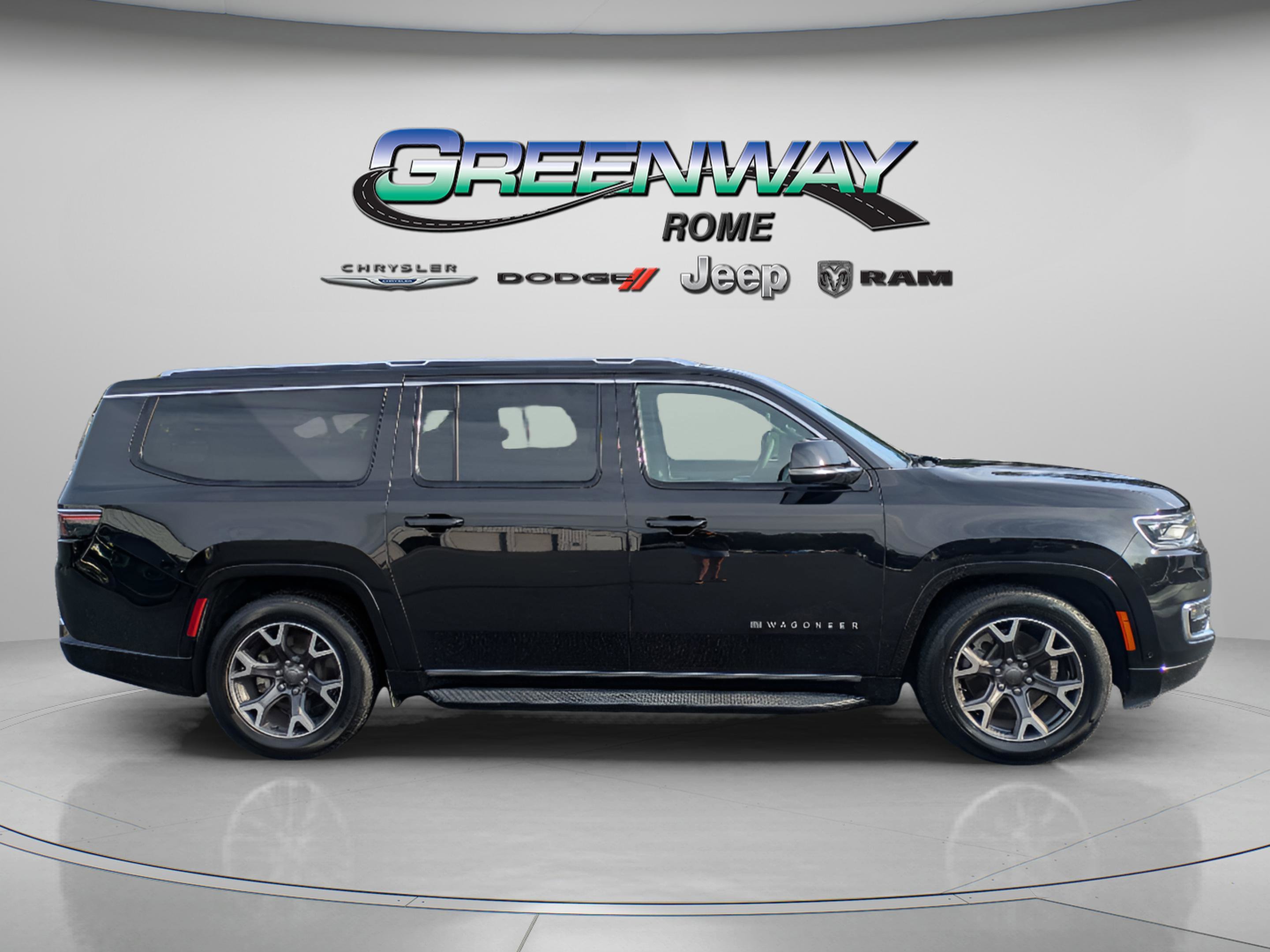 Used 2024 Diamond Black Crystal Pearlcoat Jeep Series III image 8