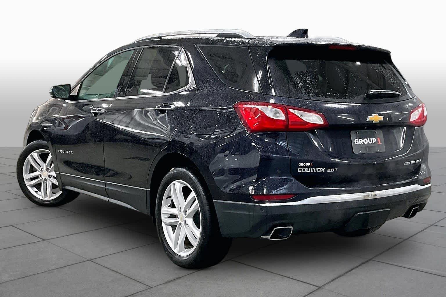 Used 2020 Midnight Blue Metallic Chevrolet Premier image 12