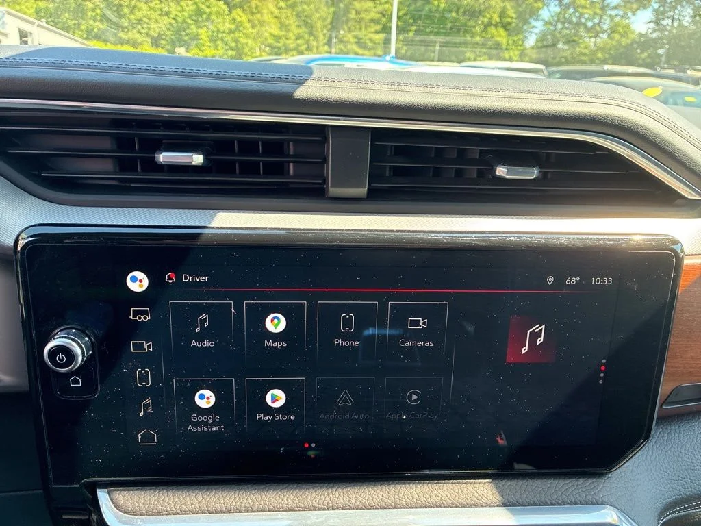 Used 2022 Silver GMC Denali image 20